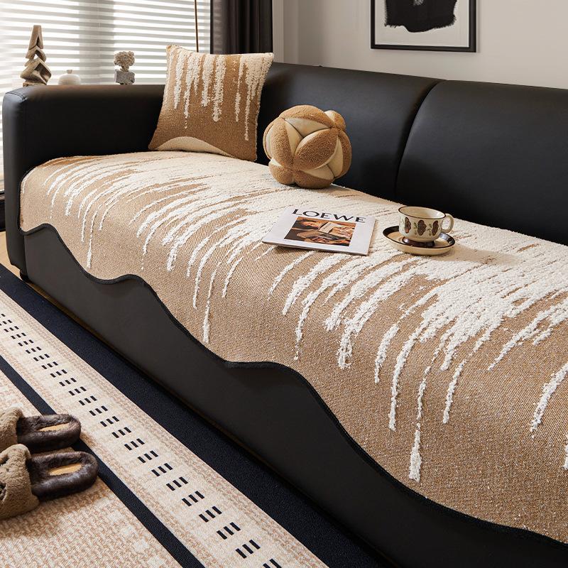 

Light Luxury High-End Special-Shaped Sofa Cushion New Four-Season Universal Straight Row Non-Slip Cover One-Piece Sofa Cushion 90*70cm