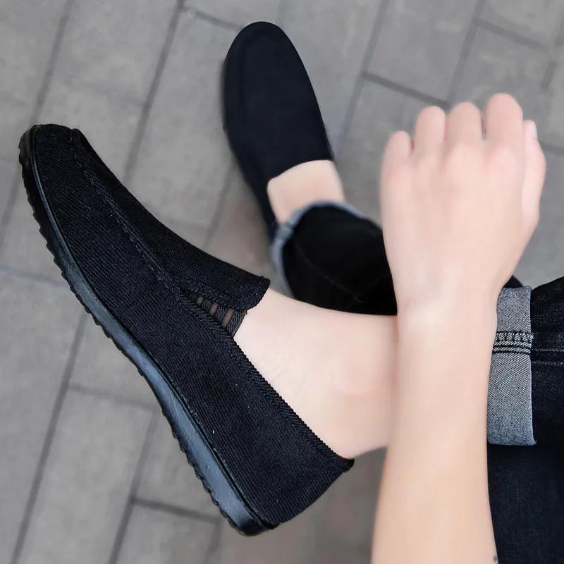 Fashion 2025 Spring New Men Shoes Soft Soled Breathable Men Casual Shoes Lightweight Casual Loafer Casual Sneakers Zapatillas Comodas