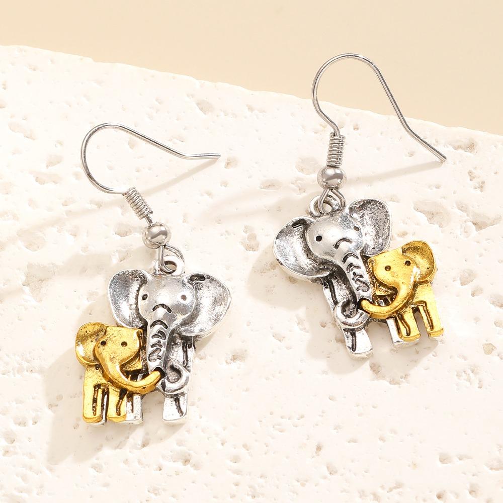 Retro Fashion Double Color Mother Elephant and Baby Elephant Pendant Dangle Earrings for Women Creative Jewelry Accessories Gift