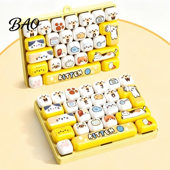 Adults Sensory Toy 26-Key Keyboard Fidget Toy, Animal Theme Push Bubble Keyboard, Tactile Pressing Stress Relief Mini for Backpack Purse Charm