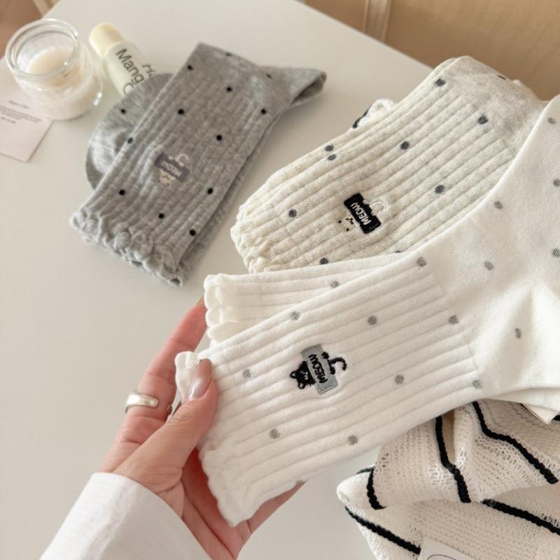 Autumn and Winter Embroidered Cat Polka Dot High Rubber Band Versatile Socks, Women's Mid-calf Socks, Bubble Mouth Lace Long Socks