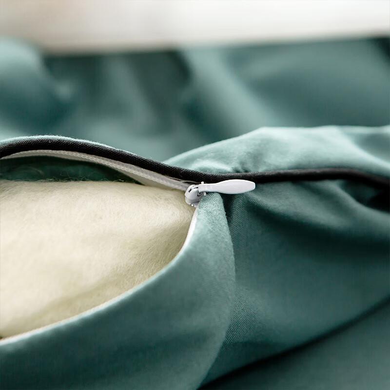 Yiyiai Starry Anti-Mite Cotton Soy Blend Summer Quilt