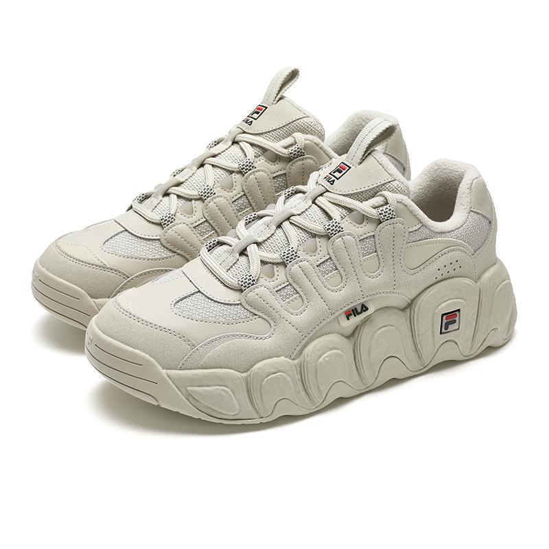 Fila Croissant Comfortable Plush Shock Absorbing Wear Resistant Breathable Low Top Running Shoes Men Sneaker Oatmeal F12M441115FOM