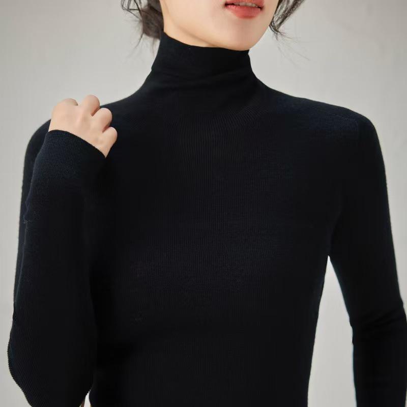 Women's 100% Fine Wool Turtleneck Sweater - Seamless, Machine Washable, Slim Fit for Autumn & Winter