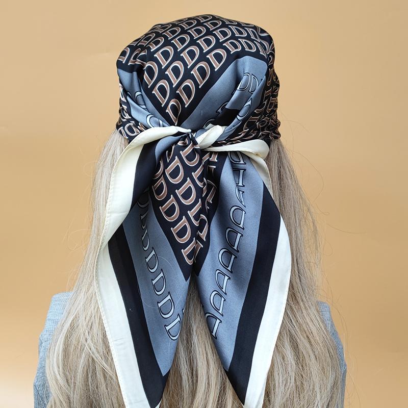 The Four Seasons Beach Kerchief New Style Sunscreen Silk Hijab Women Popular Design Headscarf Luxury 70X70CM Square Scarves