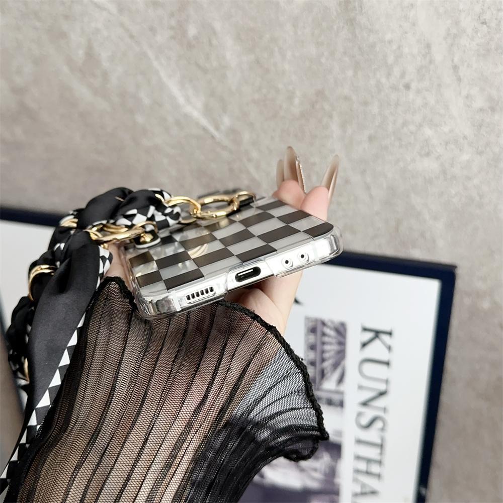 Elegant Scarves Hand Chain Case For Galax Z Flip 5 Necklace Strap Cover For Samsung Z Flip 4 Flip3 Black White Checkered Case