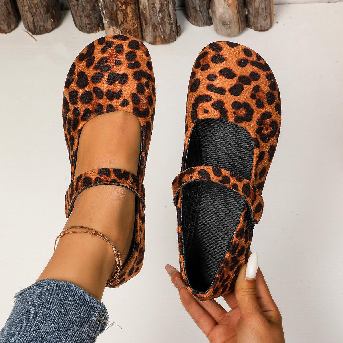 

Весенне-осенние новые большие одинарные туфли на пуговице и с мелким вырезом, маленькие кожаные туфли для женщин 39 жёлтый