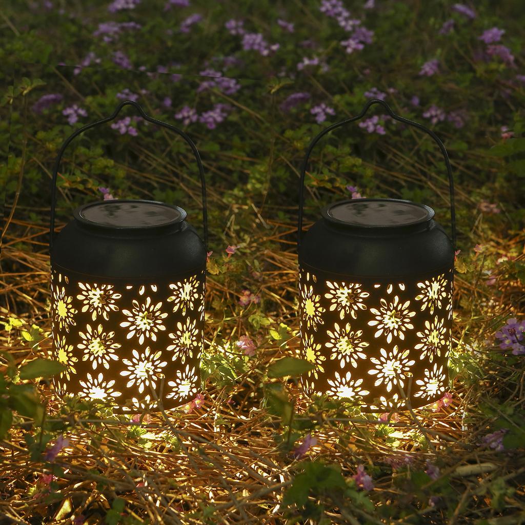 Solar Lantern Outdoor Hanging Light Metal Decorative Light Hollowed Out Garden Landscape Lighting for Table Pathway Party Yard