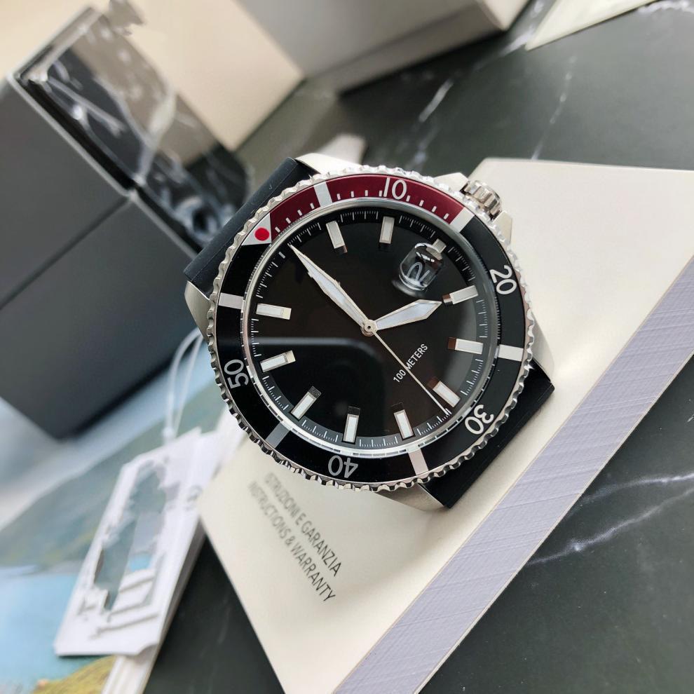 Moderne Armani Herren-Quarzuhr mit Stahl- und Nylonarmbändern - AR11338/AR11340