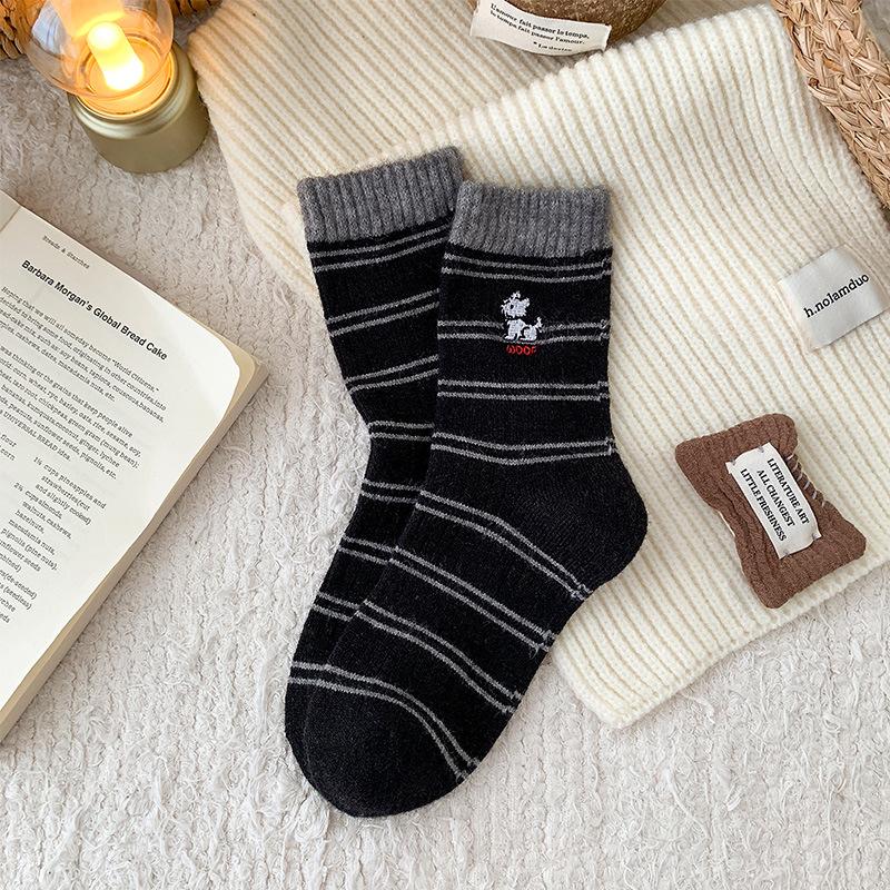 Winter Warm Cartoon Embroidered Puppy Wool Black And White Striped Socks Mid-Leg Socks Korean Thickened Cute