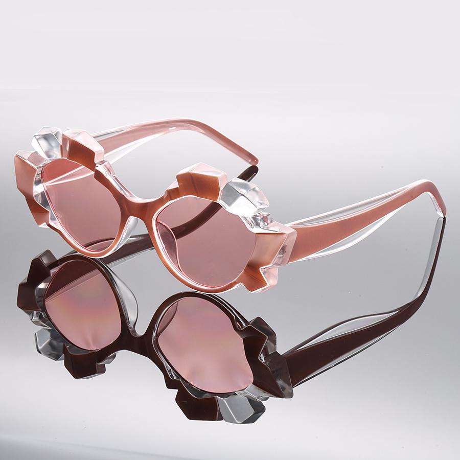 

Geometric Sunglasses Men New in Fashion Hip-hop Casual Outdoor Sun Glasses Women Trendy Chic Brand Design Decor Shades розовый
