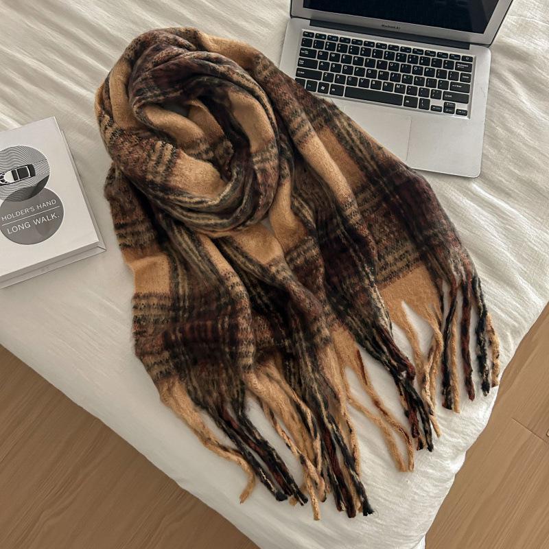High-End Plaid Shawl for Women - 2025 Autumn/Winter Korean Style Thickened Imitation Cashmere Scarf
