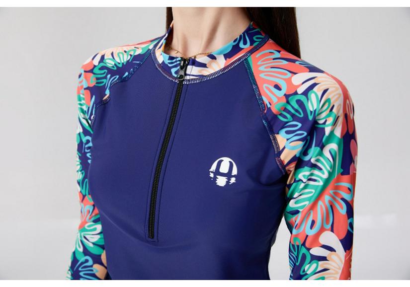 2026 Women's Long Sleeve Split Sun Protection Swimsuit for Hot Springs and Resorts