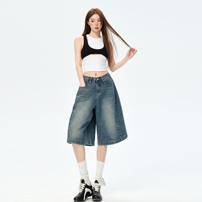 American Retro Women's Denim Five-Point Shorts, 2026 Spring/Summer Collection - Loose, Wide-Leg, Versatile Mid-Length Pants for a Relaxed Fit.