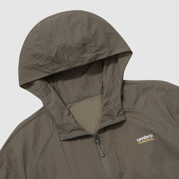 Umbro Sungard Ultralight Hooded Windbreaker Jacket Brown Ur221Cjk43 (B Type)