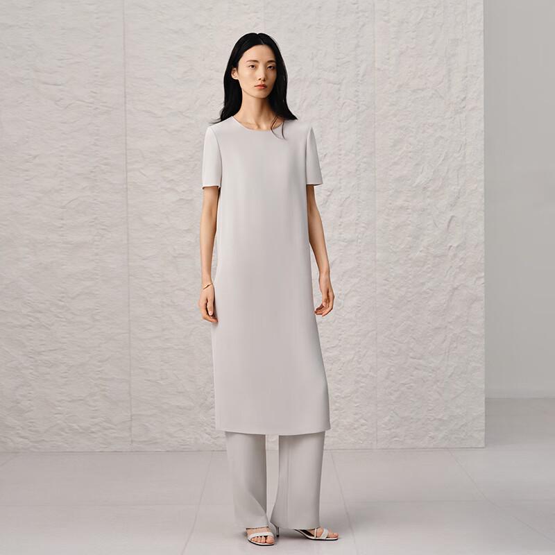 

OVVOVV Spring Summer 30MM Elastic Heavy Crepe Short-Sleeved Dress L