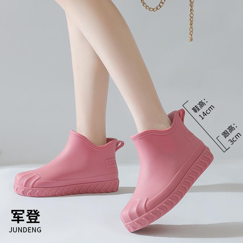 Rain Shoes Women's Fashion Outer Wear Water Shoes Waterproof and Non-slip Soft Sole Kitchen Short Rubber Shoes Rain Boots Batch