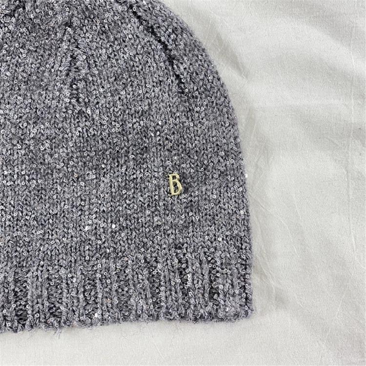 Trendy Beanies Sequins Hat for Party Goers Stage Performances Knit Hat