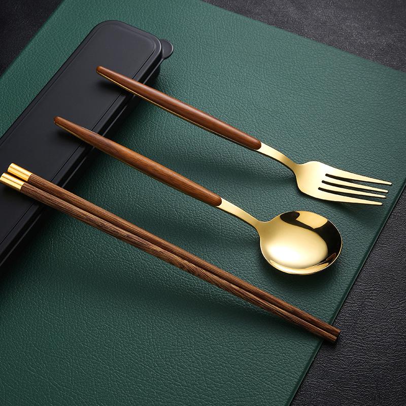 Chopsticks spoon set, one chopstick per person, portable tableware, student storage box, fork, single wooden chopsticks three-piece set