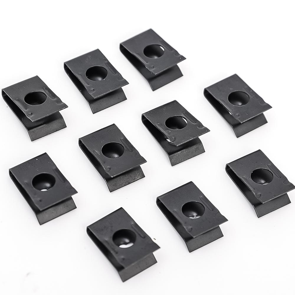 Bilsjälvskärande Skruvar Fästelement Metall U-klämmor Svarta Stjärnskruvshuvuden Omvandlingsdistanser för Fästning av Bilstötfångare Vingfästen