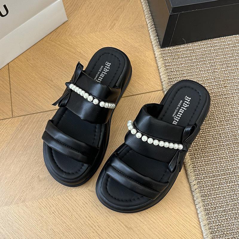 Silver Platform Slippers Women's Summer Wear 2025 New Fashion Women's One-word Sandals with Skirt Non-slip Beach Shoes