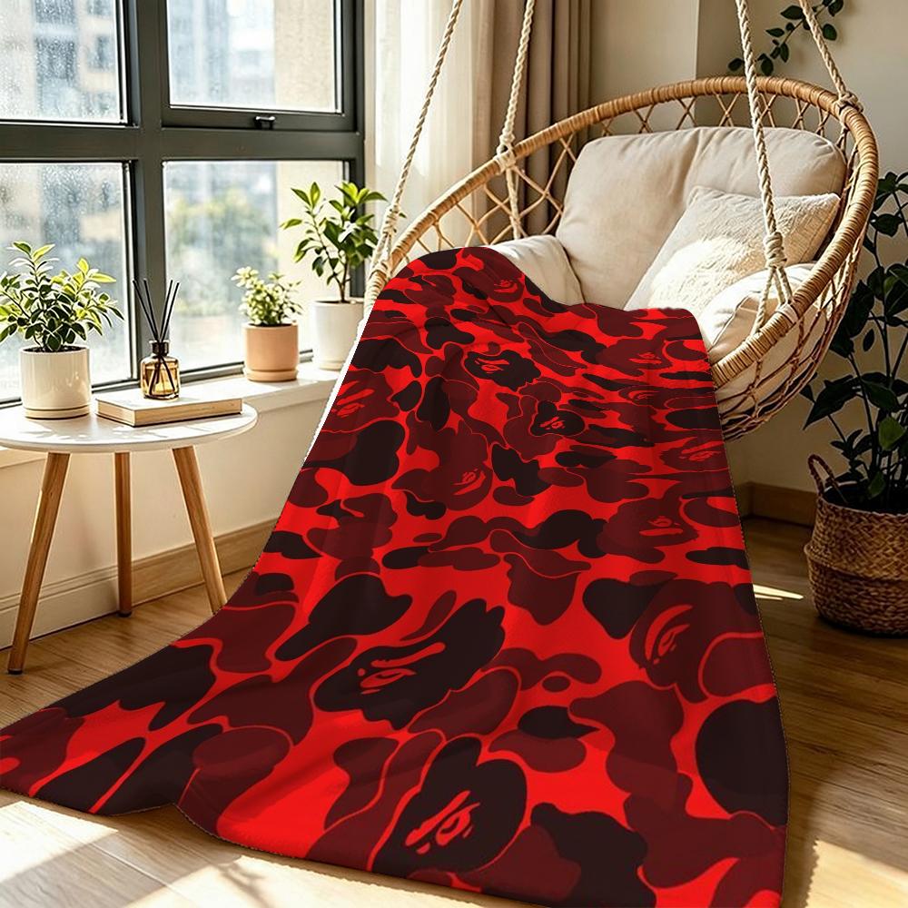 Streetwear Pop Art Collage Blanket Blanket Suitable For All Seasons Nap Blanket Machine Washable Digital Printing