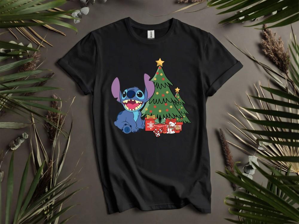 

Футболка Stitch Happy Christmas Mood Футболка Мужская Женская Унисекс Футболка K1018 L