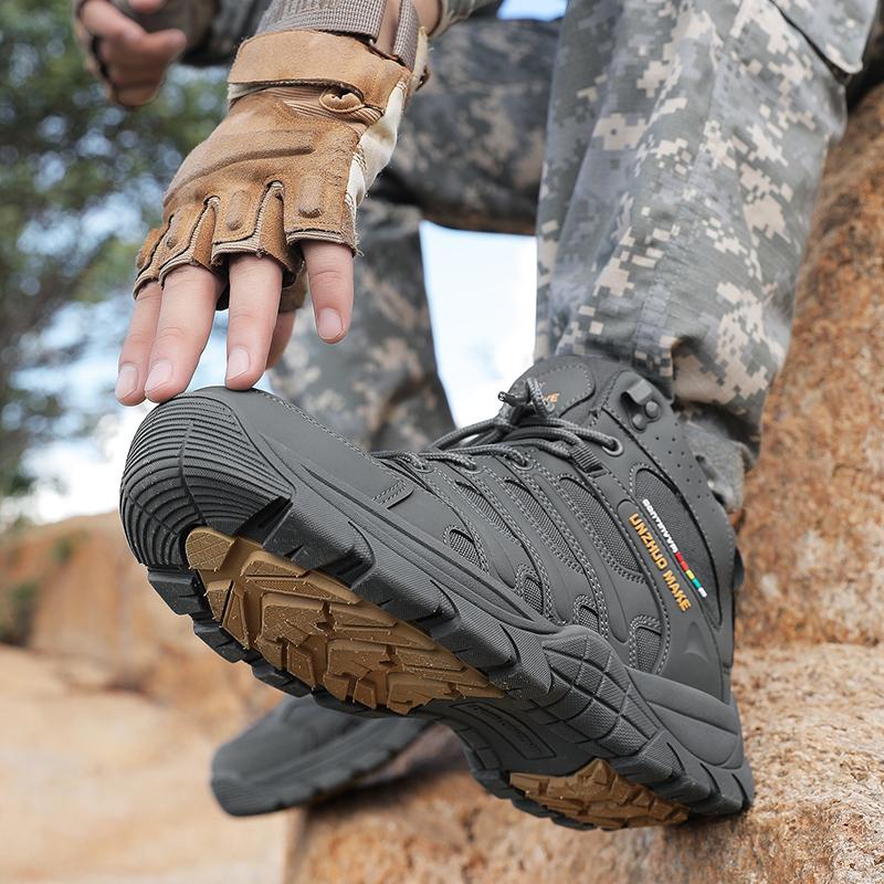 Large Size Men's Outdoor Hiking Boots Military Boots 39-46