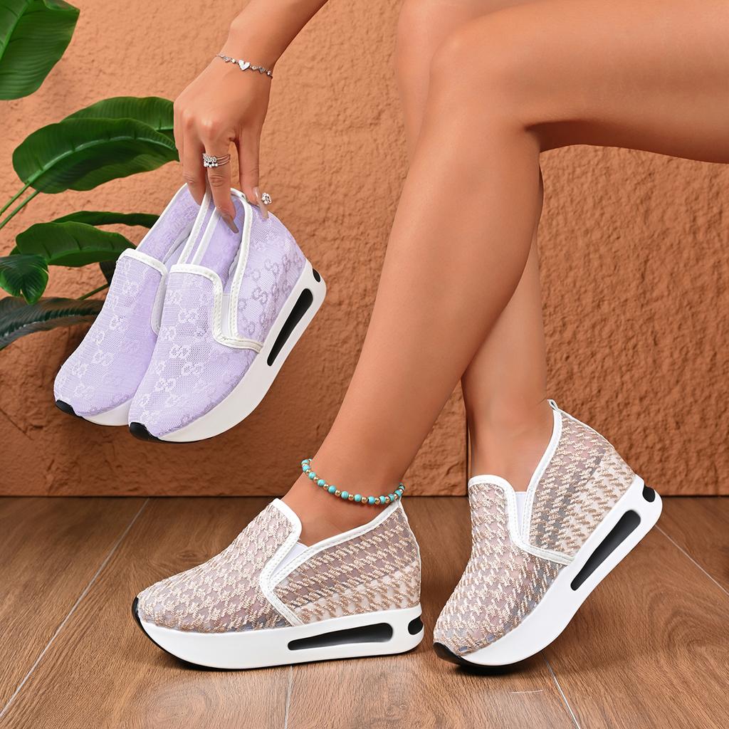 Fashion Woman Lightweight Sneakers Slip-on Platform Flat Loafers Ladies Casual Comfortable Elegant Mesh Shoes Outdoor Designer Sneakers
