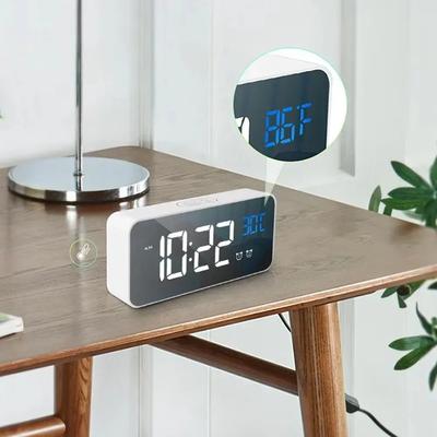 Multifunktionaler digitaler Wecker für den Nachttisch, USB-Laden, Sprachsteuerung, Spiegel, LED-Wecker mit Dual-Alarm