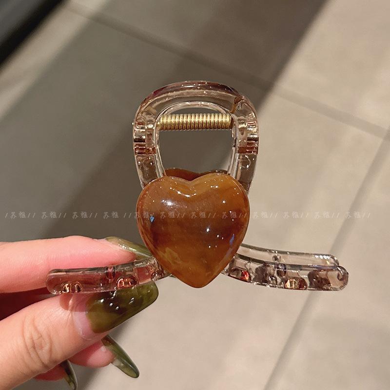 

Love Grabbing Clip Women 2024 New Acrylic Hair High-end Shark Rear Volume Multi Brain Spoon Disc