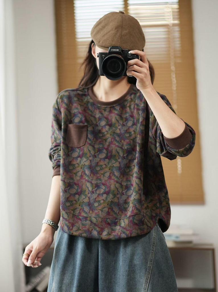 2026 Spring Artistic Printed Round Neck Loose Casual Women's Sweatshirt