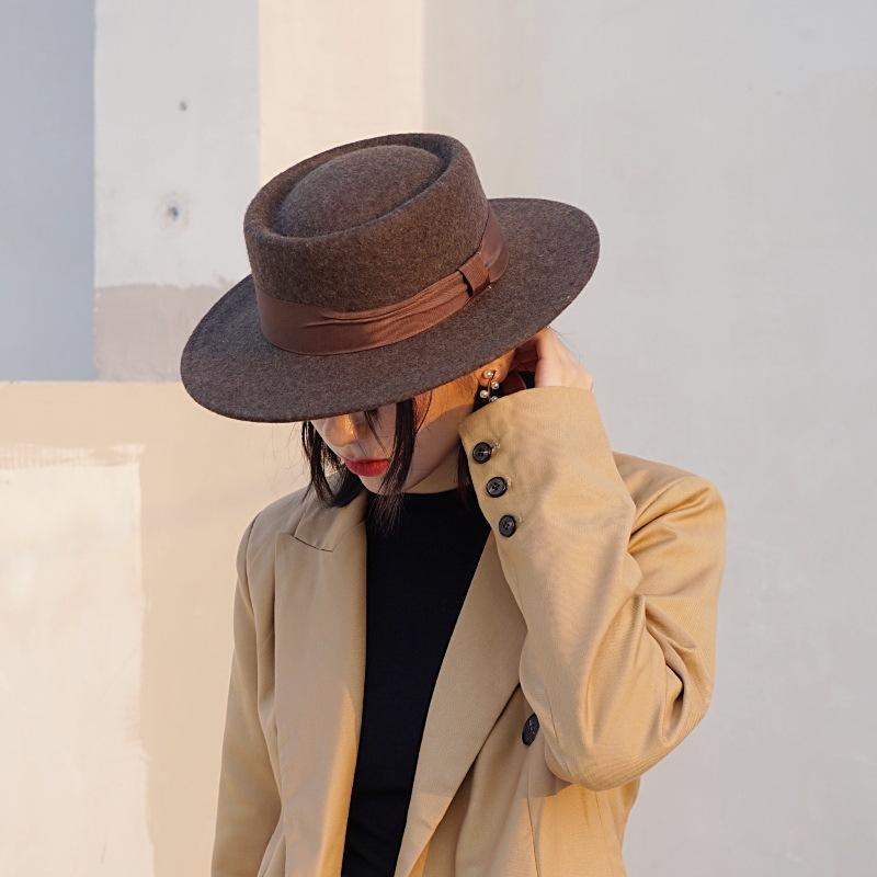 Internet-Berühmtheit Herbst und Winter Damen Französisch Retro Britisch Außenhandel Export Braun Breiter Rand Wolle Wollfilz Flache Kappe Vielseitig Filz