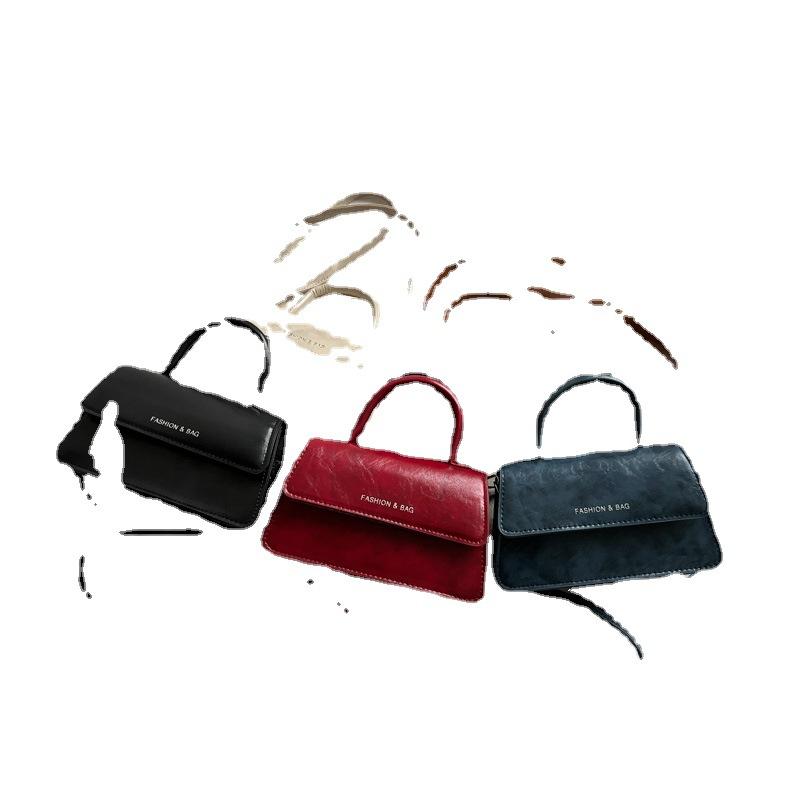 Retro Small Bag Women's 2025 New Fashion Casual Shoulder Messenger Bag with Simple Texture Women's Portable Small Square Bag