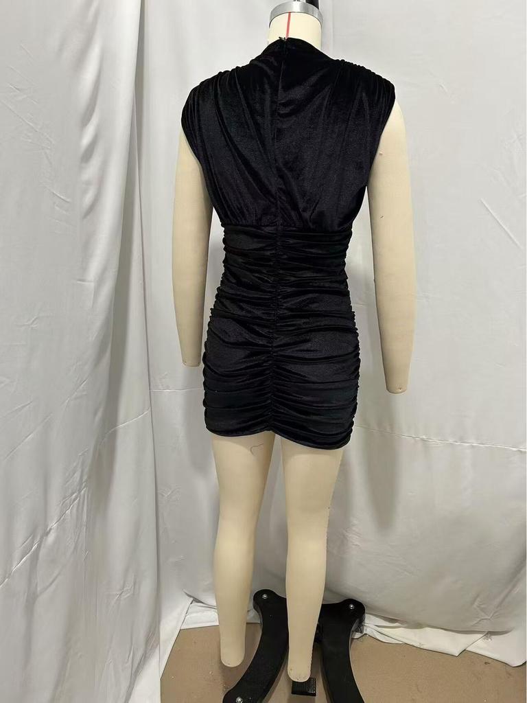 2024 European and American Women's Sexy Slimming Black Velvet Pleated Bodycon Dress