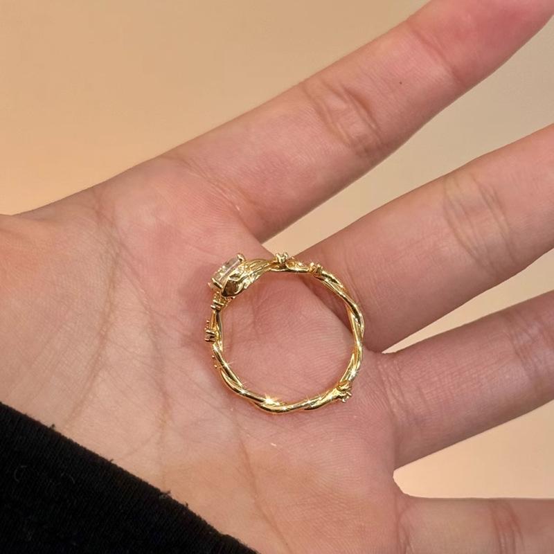 Sparkling Wrapped Square Diamond Female Ring New in Fashion Beautiful and Exquisite Engagement rings for women  Gift