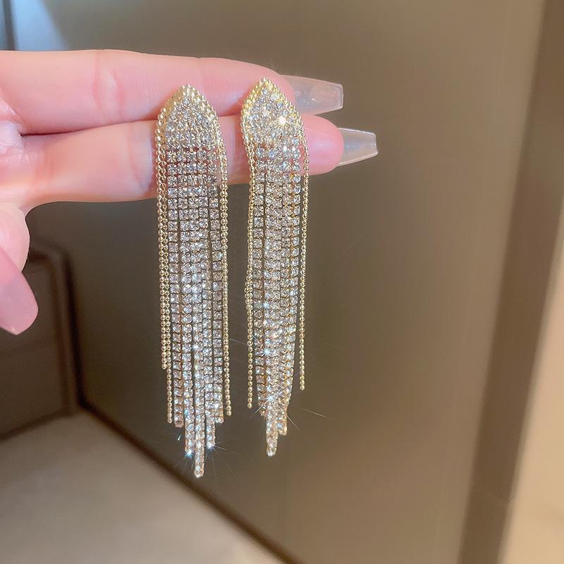 Silver Needle Rhinestone Leaf Tassel Stud Earrings for Women - Elegant, Fashionable, Niche Design Jewelry with a Luxurious Feel
