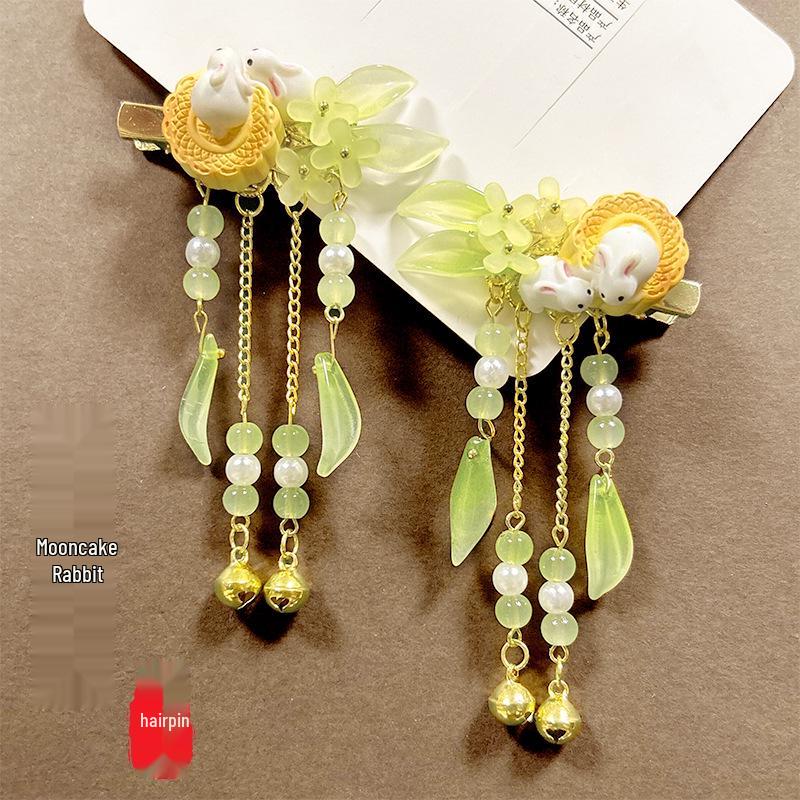 Kinderhaarschmuck im antiken Stil: Hanfu Geflochtener Lorbeerkranz & Mondhase Fellspangen.