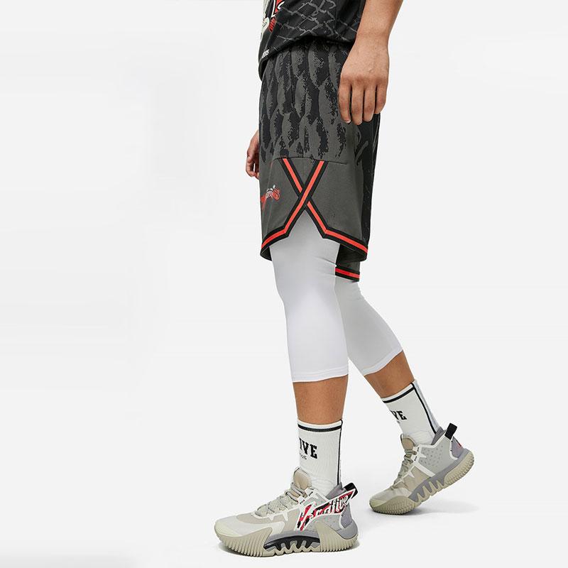 Li Ning Badfive All Over Print Moisture Wicking Quick Dry Basketball Shorts Men shorts Black AAPU011-1