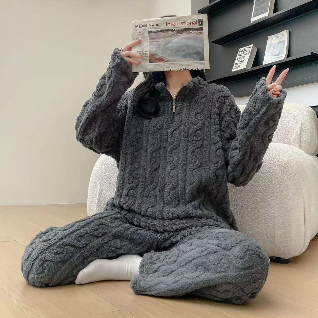 Podzimní a zimní Twist Zipper Couple Plus Sametové tlusté korálové fleecové pyžamo Velké teplé Žakárové Cardigan Domácí služba