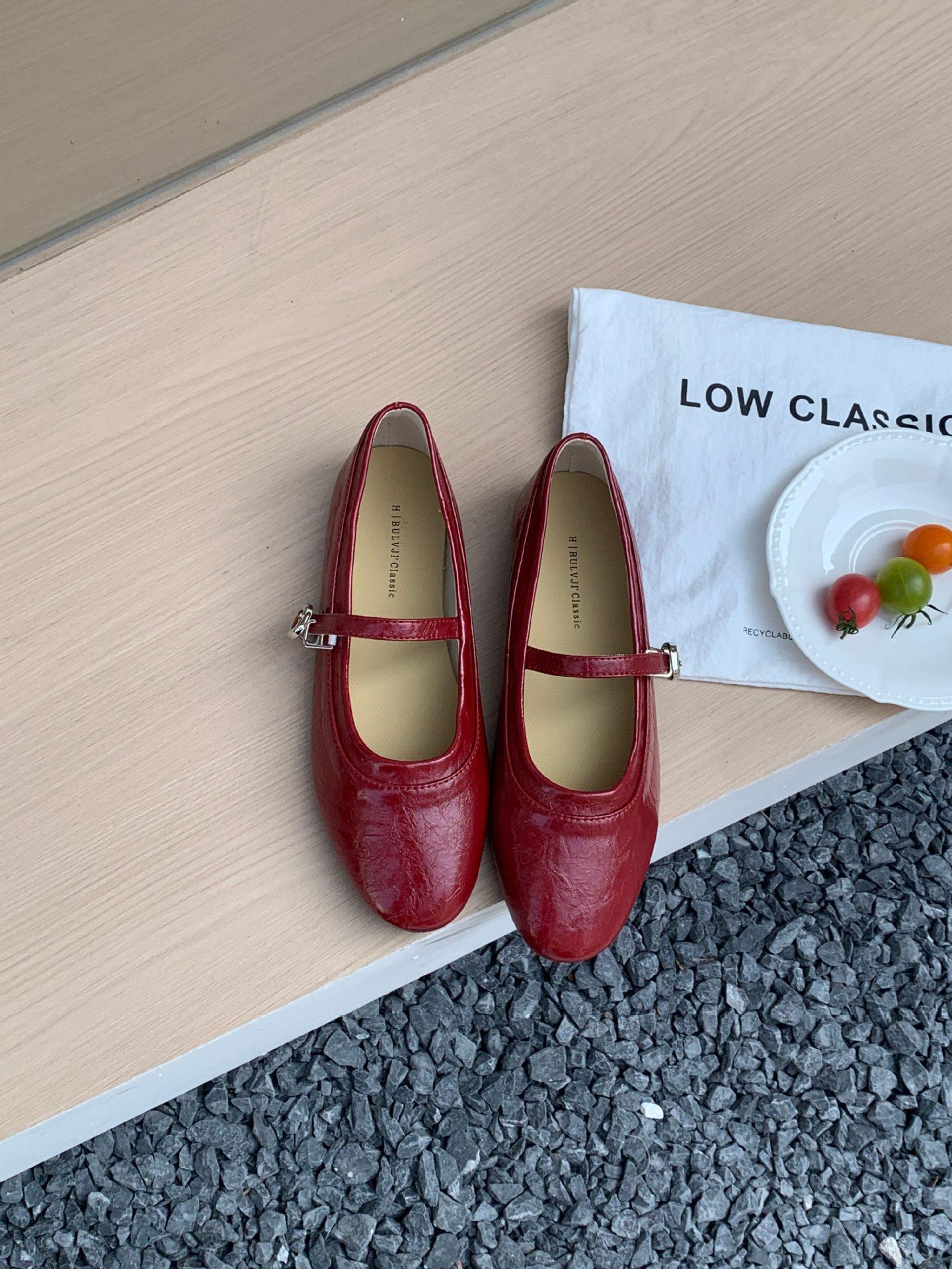 Women s Round Toe Flat Ankle Strap Spring French Style Pumps - Fashionable Footwear 35