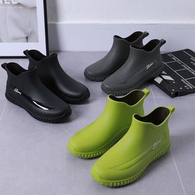 Stivali da pioggia corti alla moda da uomo, scarpe da cucina in gomma antiscivolo impermeabili, scarpe da acqua resistenti all'usura e all'autolavaggio