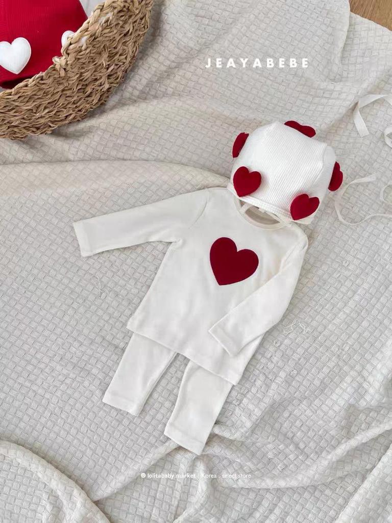 Children's Heart Pajamas: Cozy Autumn/Winter Two-Piece Set for Babies & Toddlers