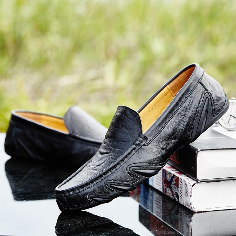 Fashion Non-Slip Summer Men Driving Shoes Fashion Comfortable Casual Shoes Light Summer Loafers Handmade Slip-On Flats Leisure Moccasins