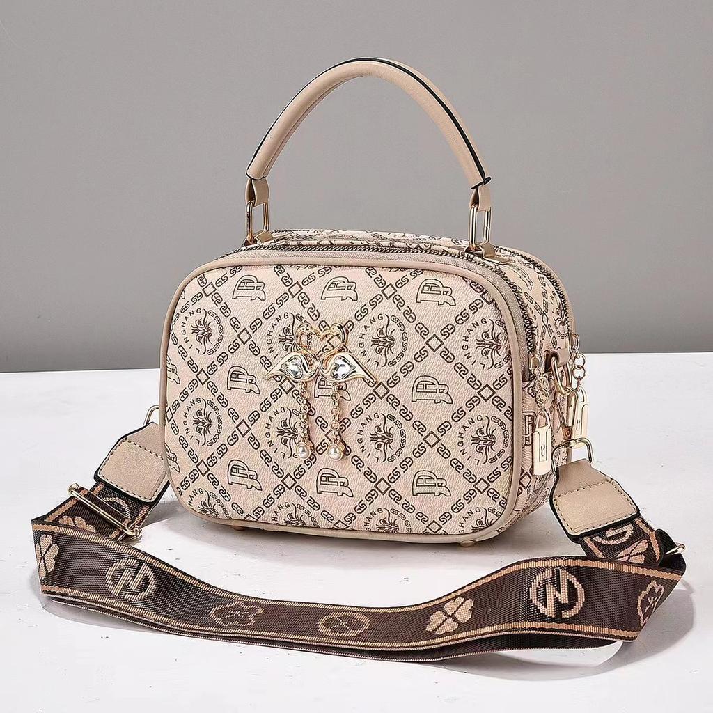 Die Neue Tasche Damen Einfacher Druck Freizeit Senior-Sinn Alle Schultertasche Damen Kleine Quadratische Tasche Hand Umhängetasche