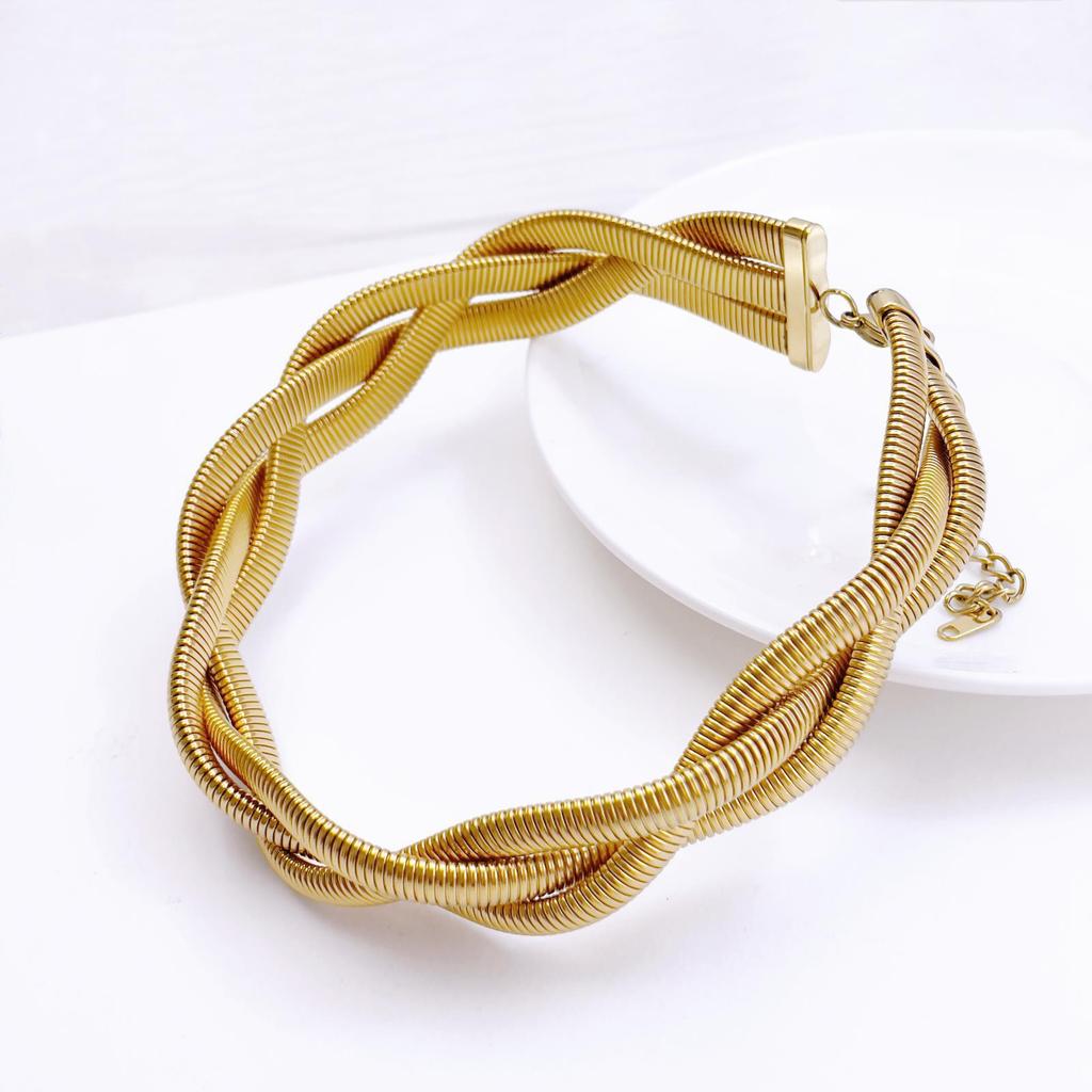 Vintage Short Collar Necklace Weak Elastic Collarbone Plated 18K Gold