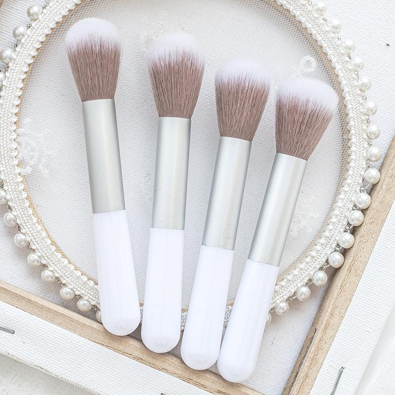 Single Honey Brush Blush Brush Highlight Brush Loose Powder Brush Soft Brush Makeup Brush Beginner Beauty Tool Portable