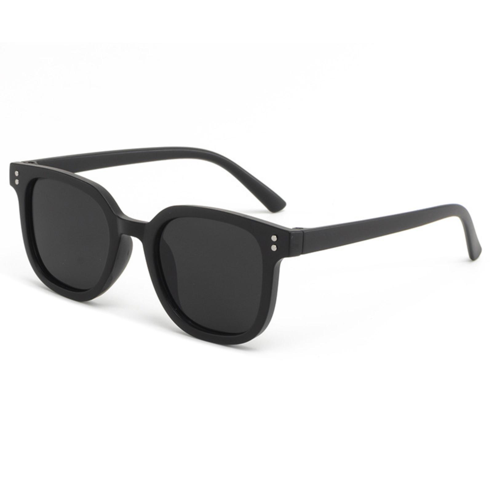 

Kids UV Protection Sunglasses for Boys and Girls Square Frame Lightweight Design Comfortable Fit for Outdoor Activities One Size