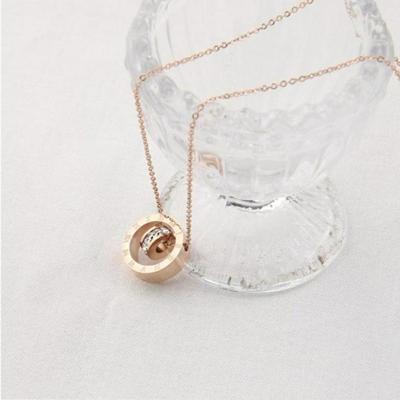 Κολιέ και μενταγιόν – Μενταγιόν και κρεμαστά