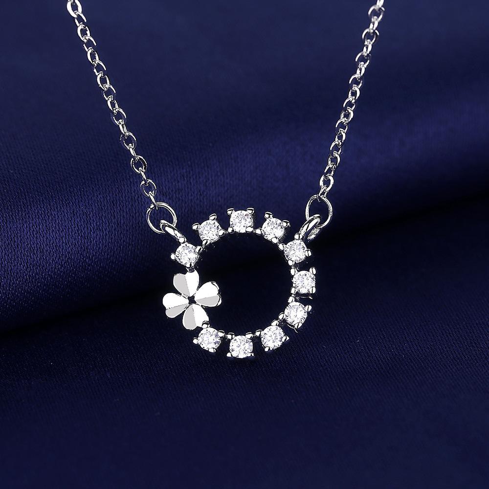 925 Silver Necklace For Women Round Pendent Sparkling Pave CZ Necklace Fashion Anniversary Birthday Jewelry Gifts N755